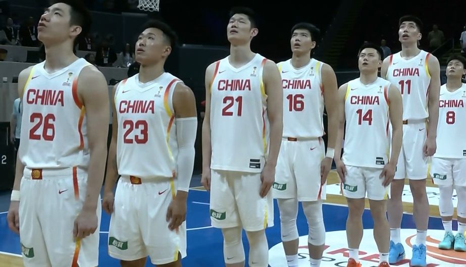 开云在线-中国男篮翻盘仅一夜 传来一喜讯！7月集齐最强阵容 郭士强如何选